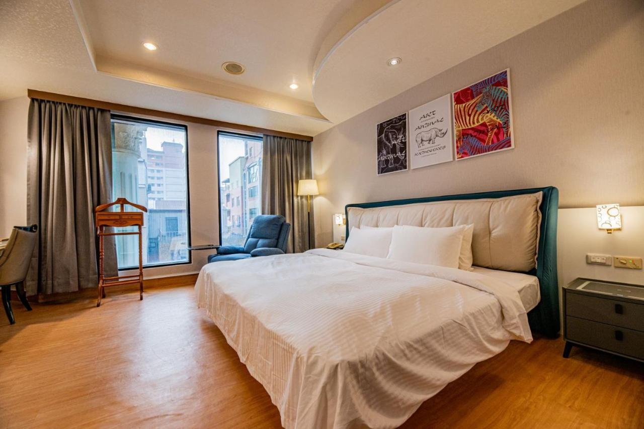 Wenpin Hotel - Pier 2 Kaohsiung Buitenkant foto