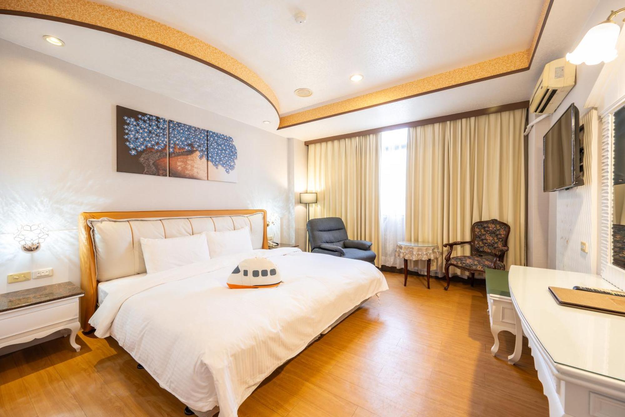 Wenpin Hotel - Pier 2 Kaohsiung Buitenkant foto